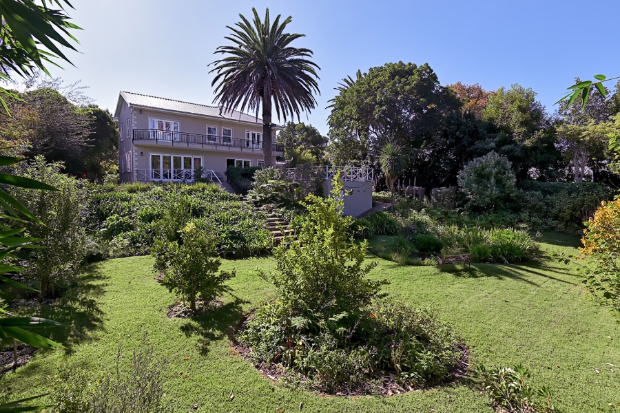 6 Bedroom Property for Sale in Constantia Western Cape